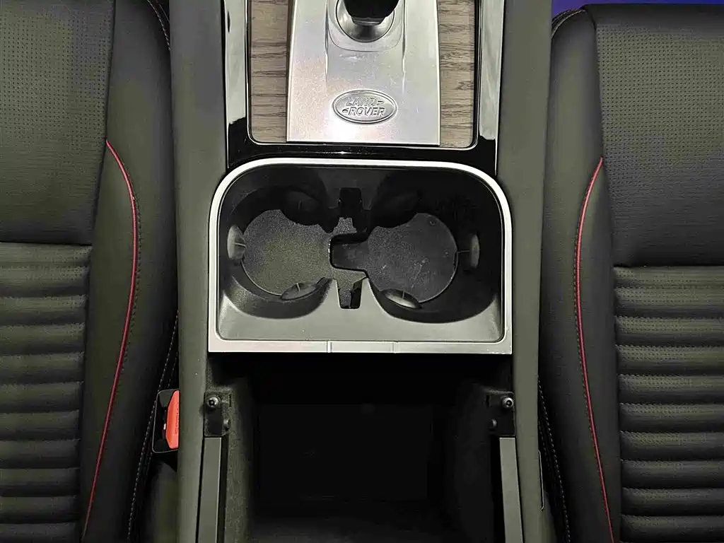 Land Rover Discovery Sport — фото 17