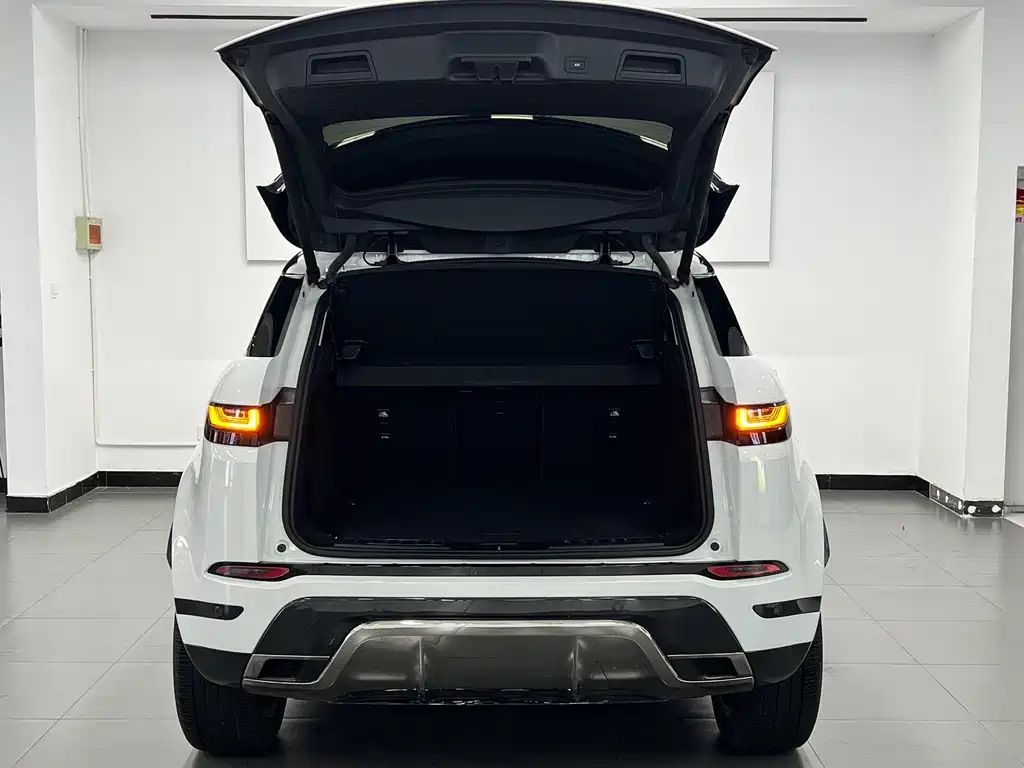 Land Rover Evoque — фото 13