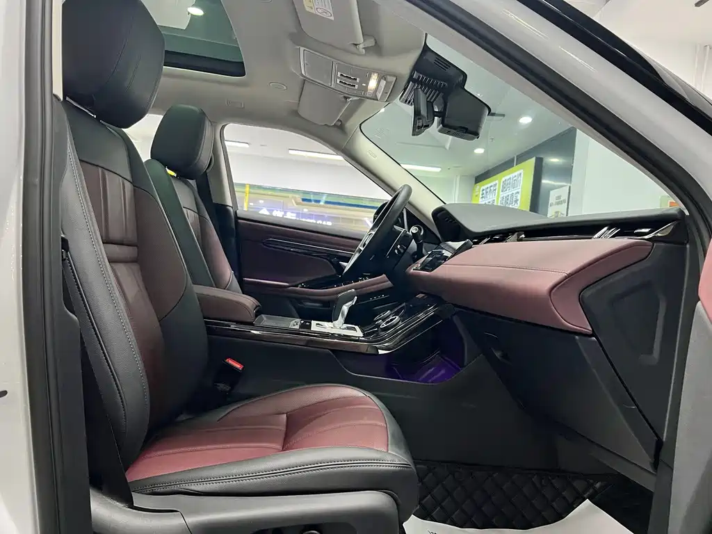 Land Rover Evoque — фото 19