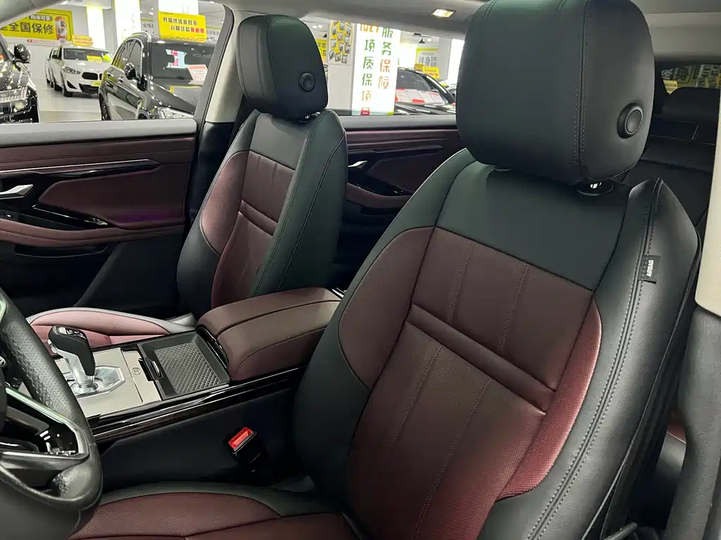 Land Rover Evoque — фото 22