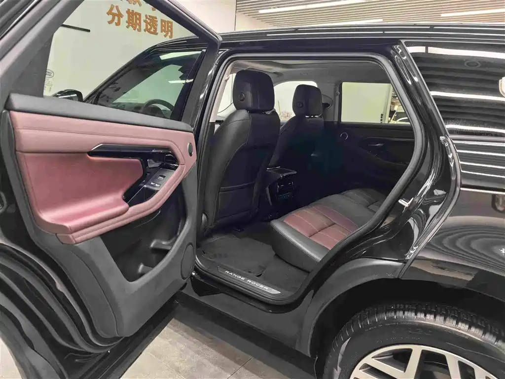 Land Rover Evoque — фото 11