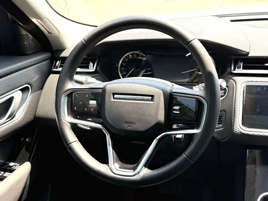 Land Rover Velar — фото 10