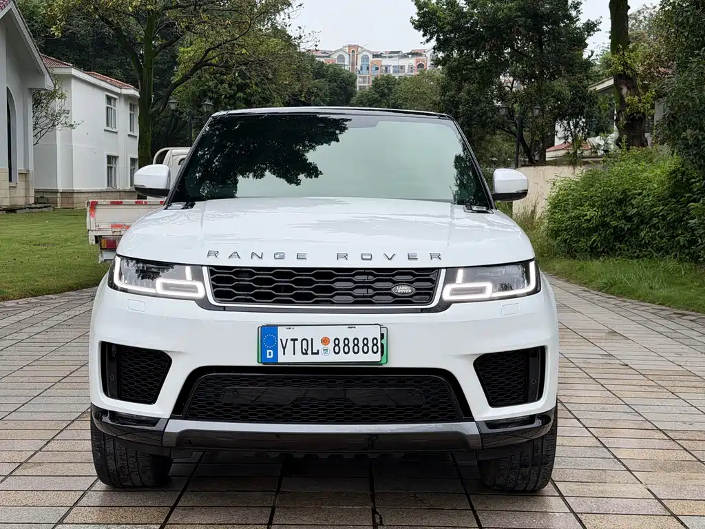 Land Rover Sport PHEV — фото 2