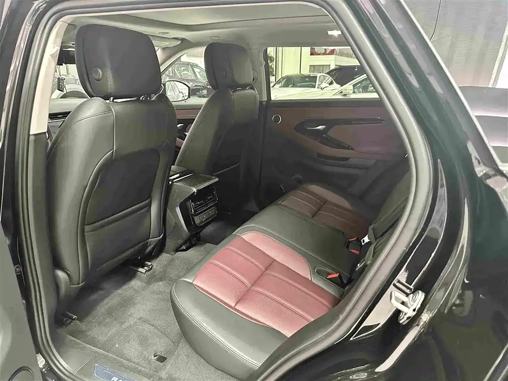 Land Rover Evoque — фото 11