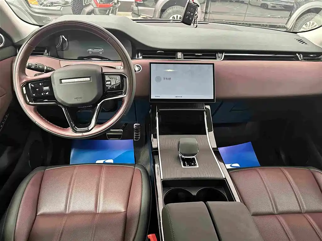 Land Rover Evoque — фото 13