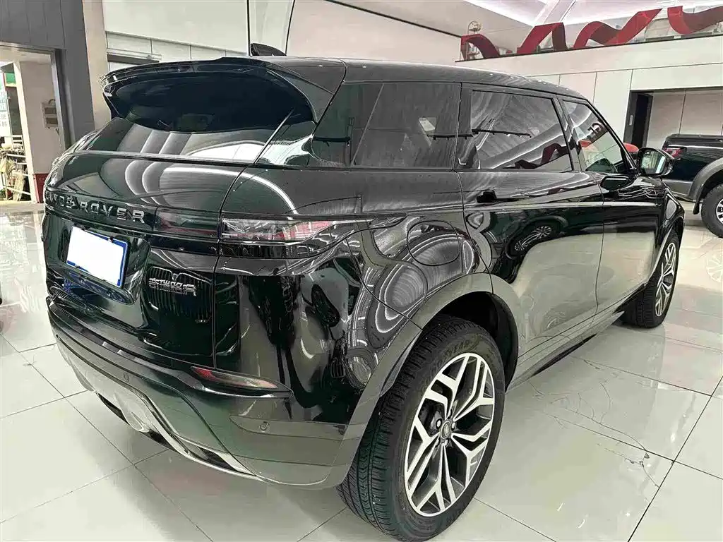 Land Rover Evoque — фото 18