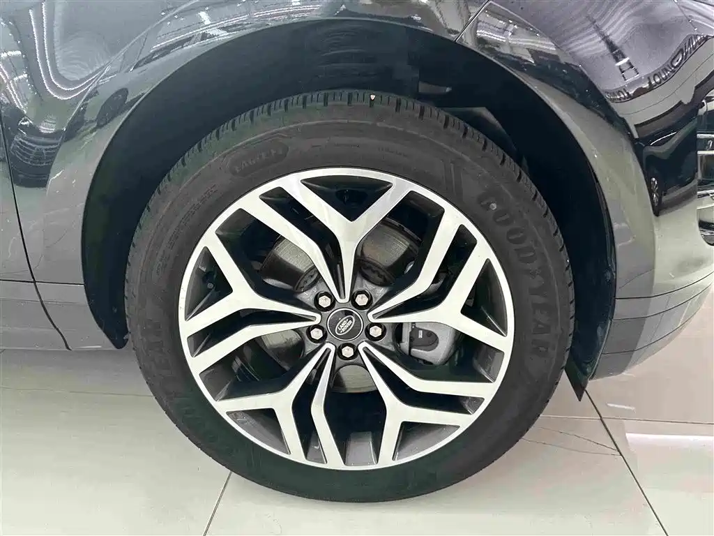 Land Rover Evoque — фото 4