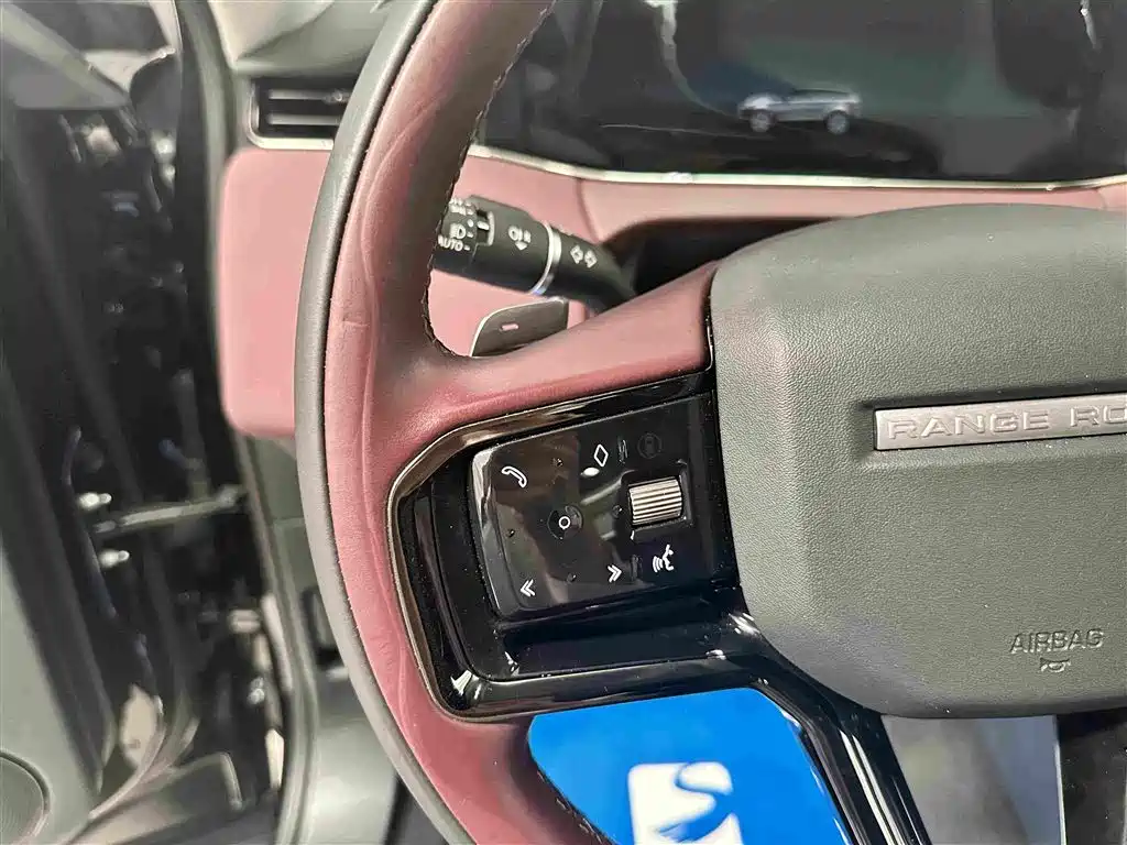Land Rover Evoque — фото 6