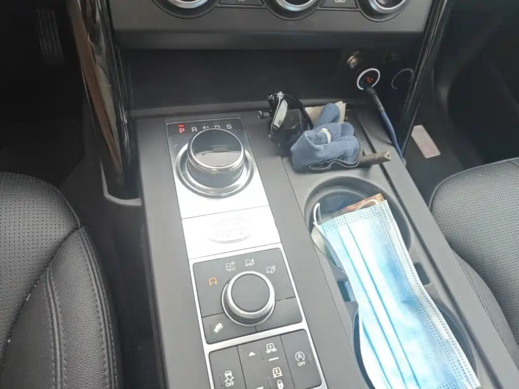 Land Rover Discovery — фото 15