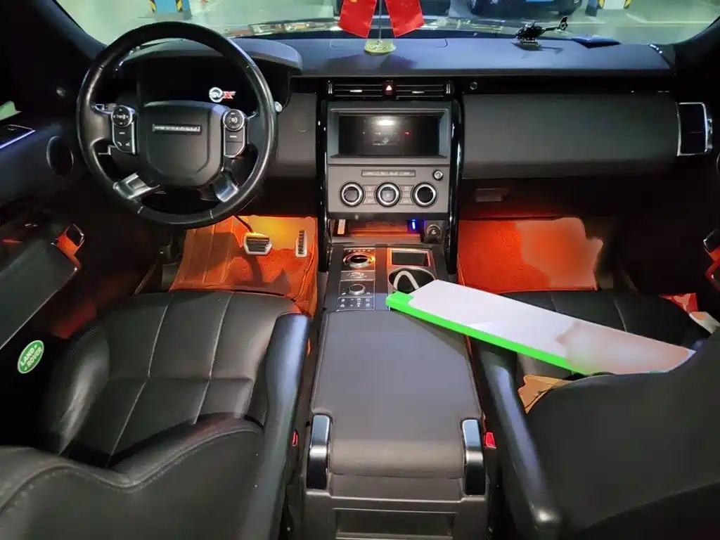 Land Rover Discovery — фото 13