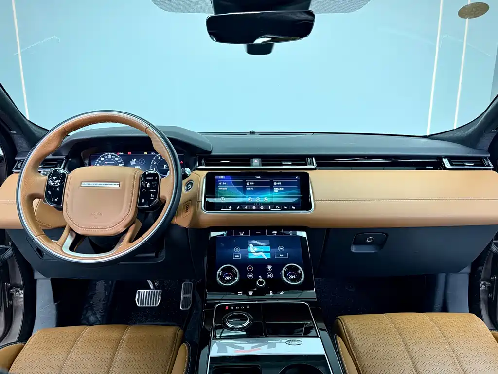 Land Rover Velar — фото 17