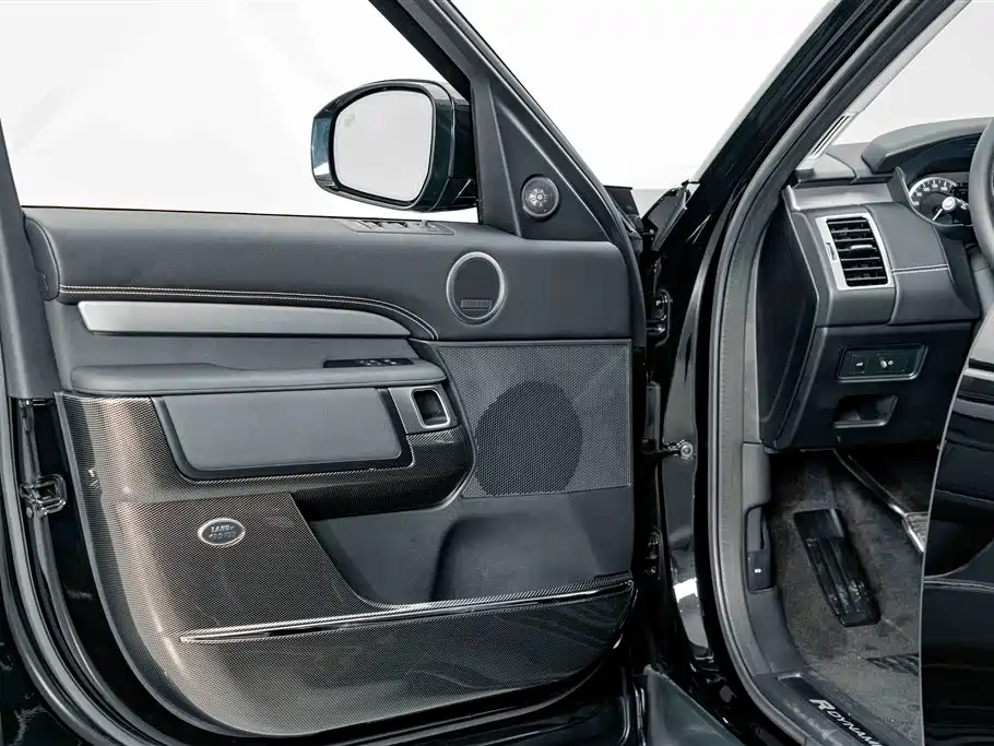 Land Rover Discovery — фото 18