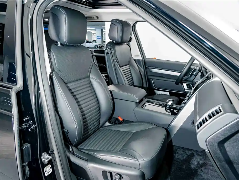 Land Rover Discovery — фото 21