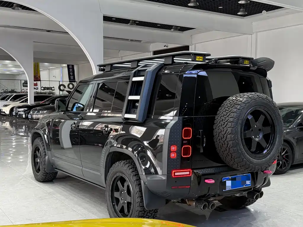 Land Rover Defender — фото 4