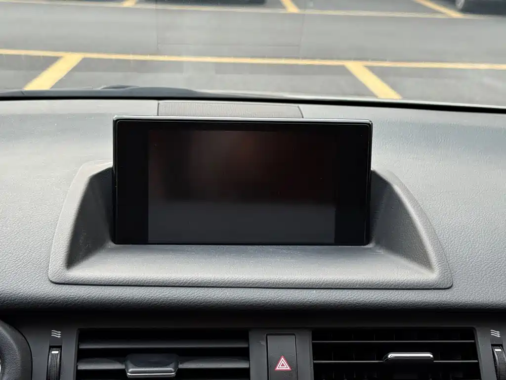 Lexus CT — фото 11