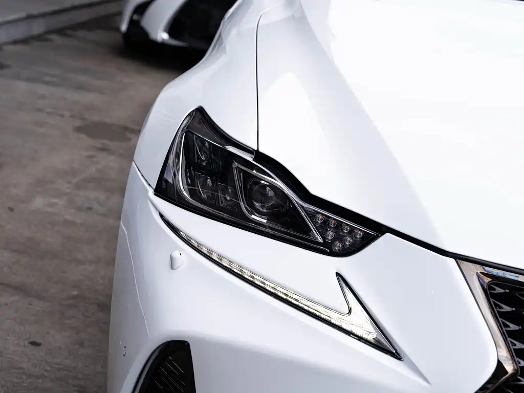 Lexus IS — фото 6