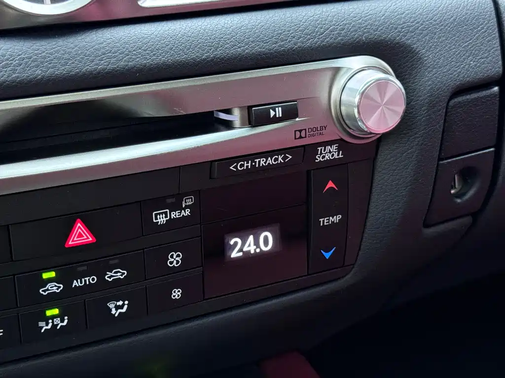 Lexus GS — фото 22