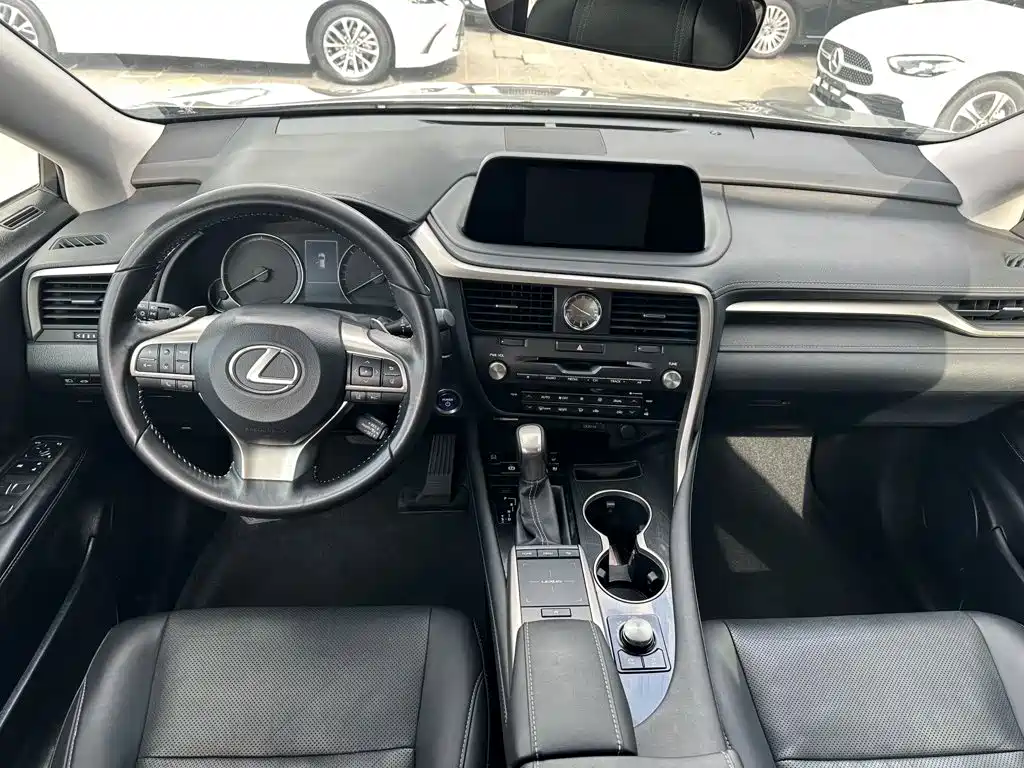 Lexus RX — фото 6