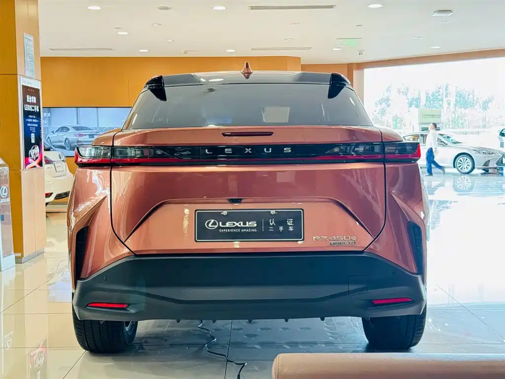 Lexus RZ — фото 9