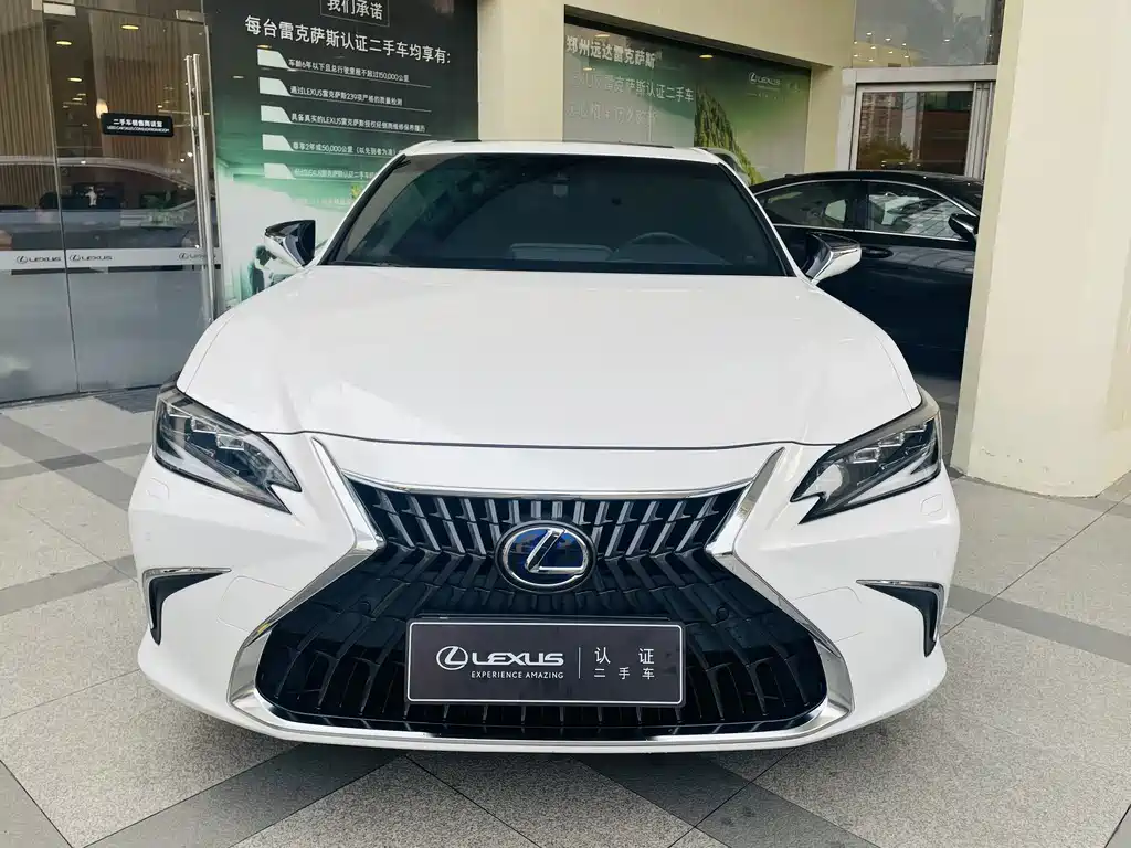 Lexus ES — фото 2