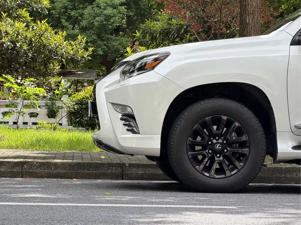 Lexus GX — фото 23
