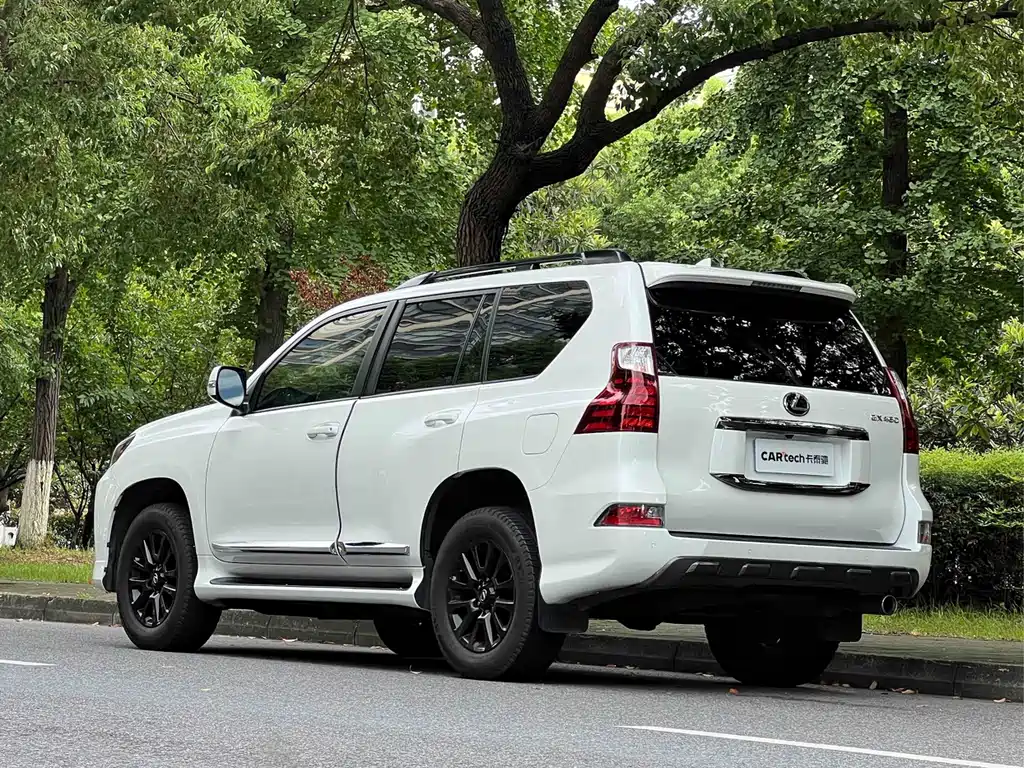 Lexus GX — фото 6