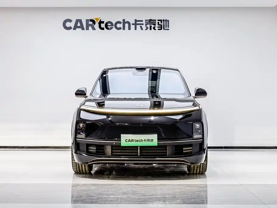 Li Auto Li L9 — фото 31