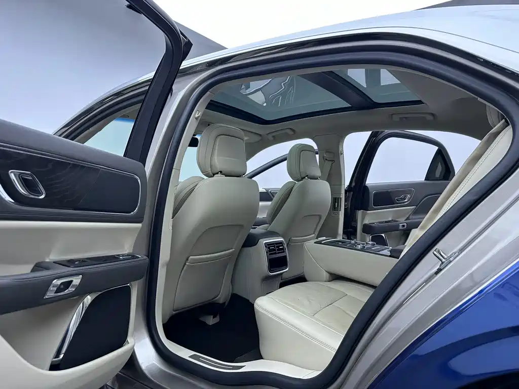 Lincoln Continental — фото 11