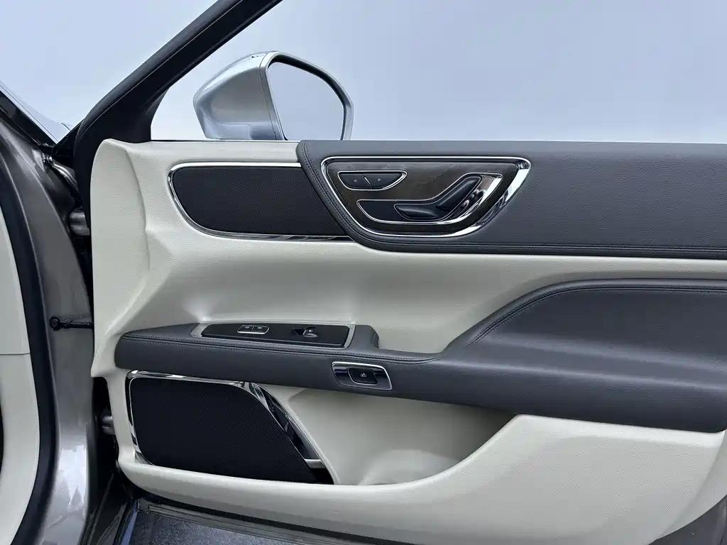 Lincoln Continental — фото 18