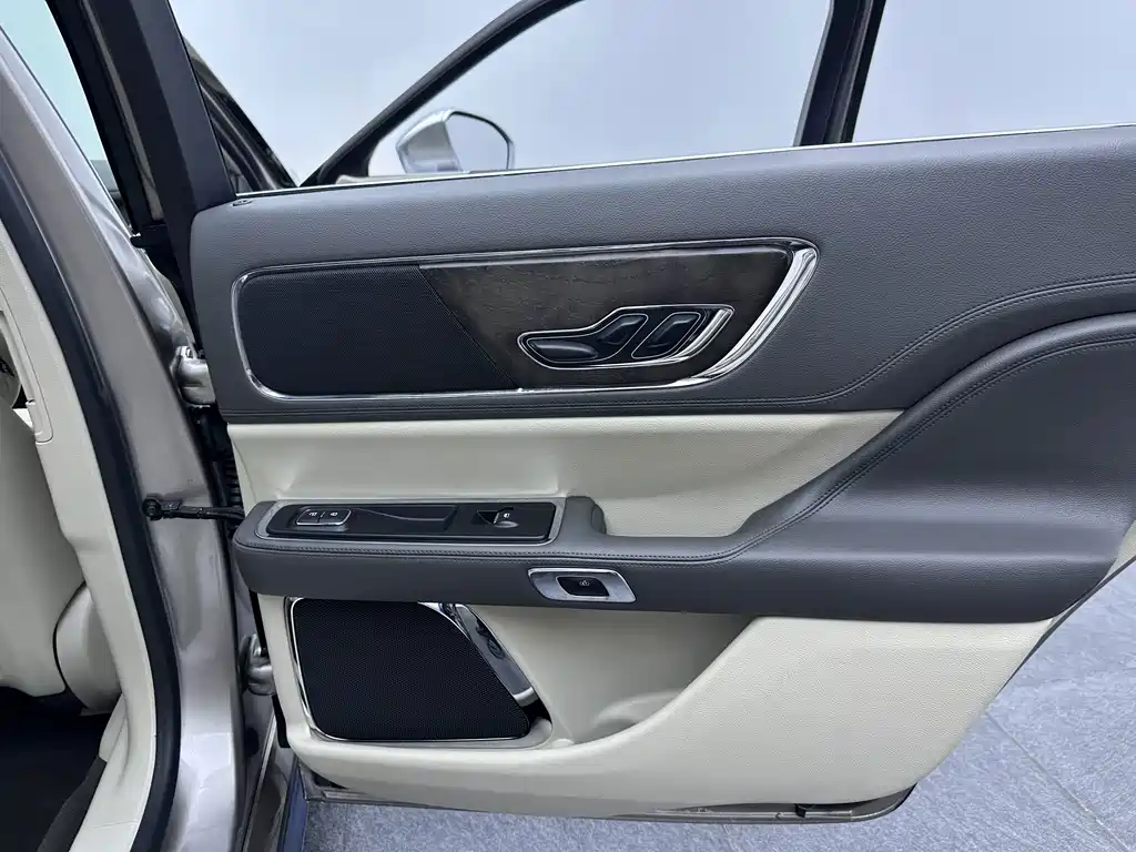 Lincoln Continental — фото 20