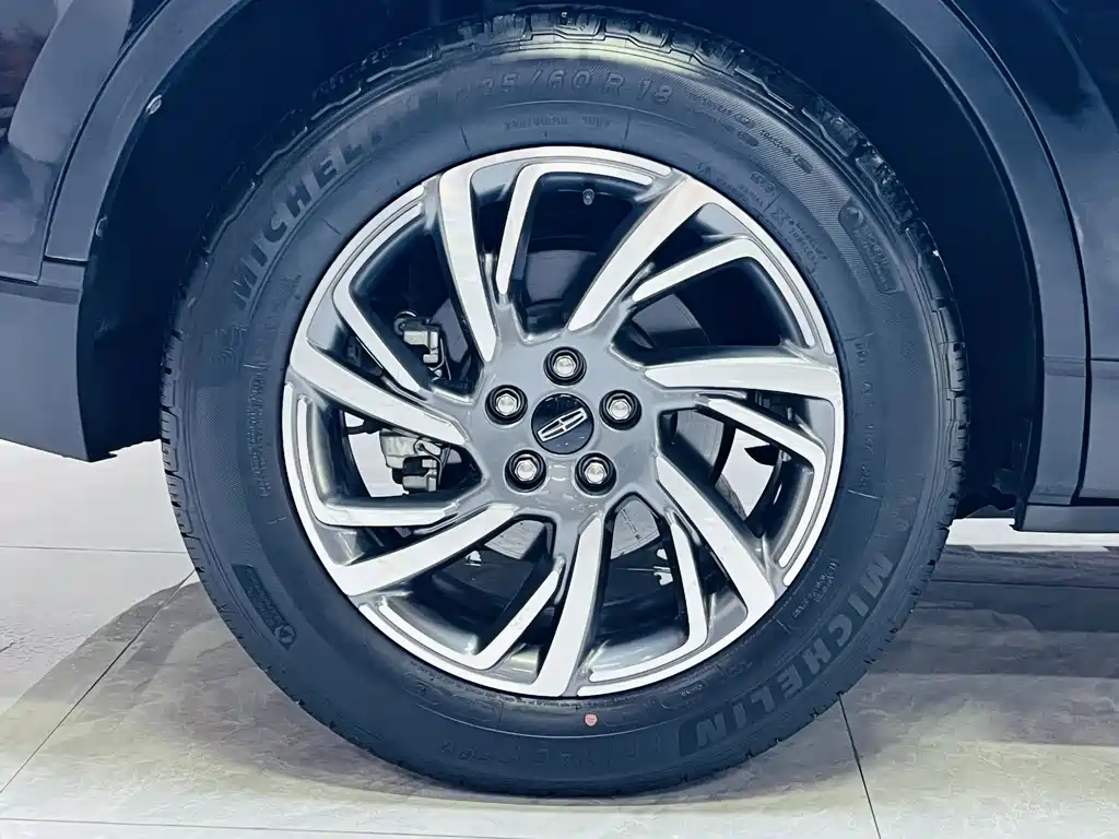 Lincoln Corsair — фото 13
