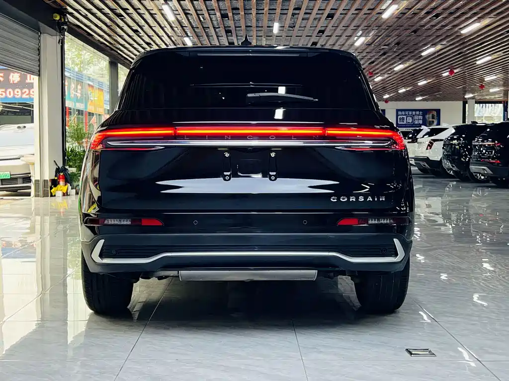 Lincoln Corsair — фото 15