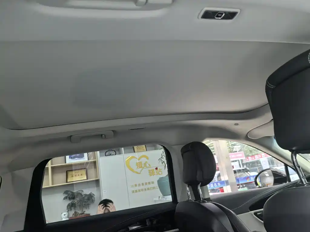 Lincoln Nautilus — фото 28
