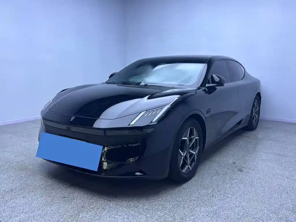 Lynk & Co Z10