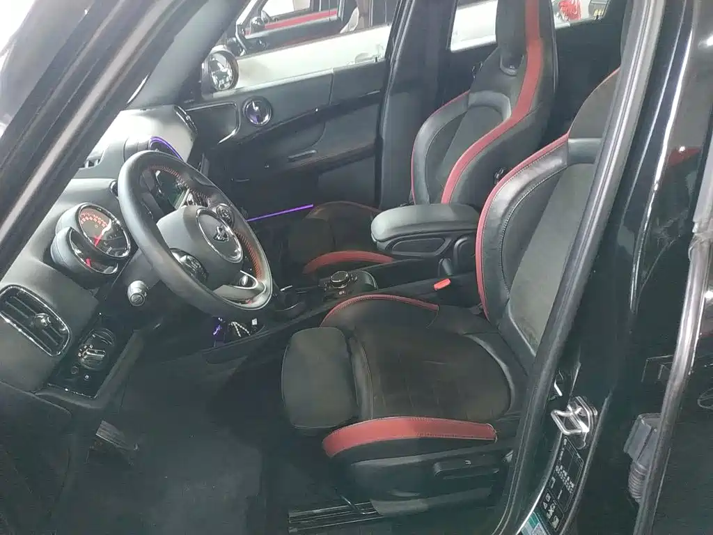MINI Mini JCW Countryman — фото 11
