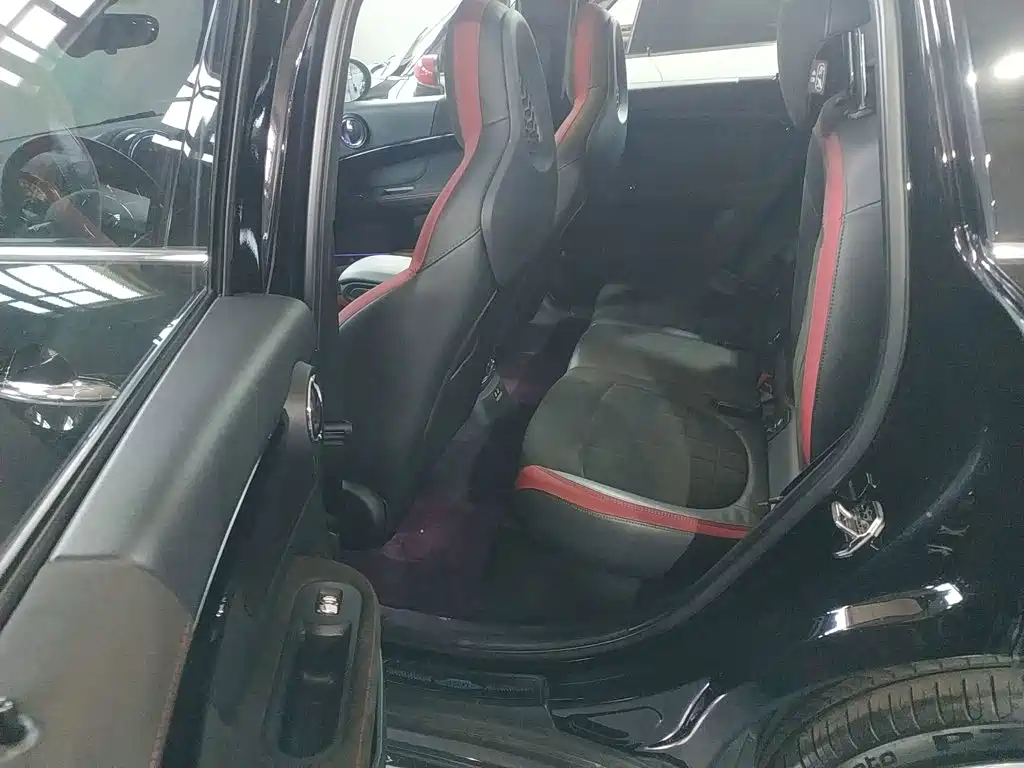 MINI Mini JCW Countryman — фото 13