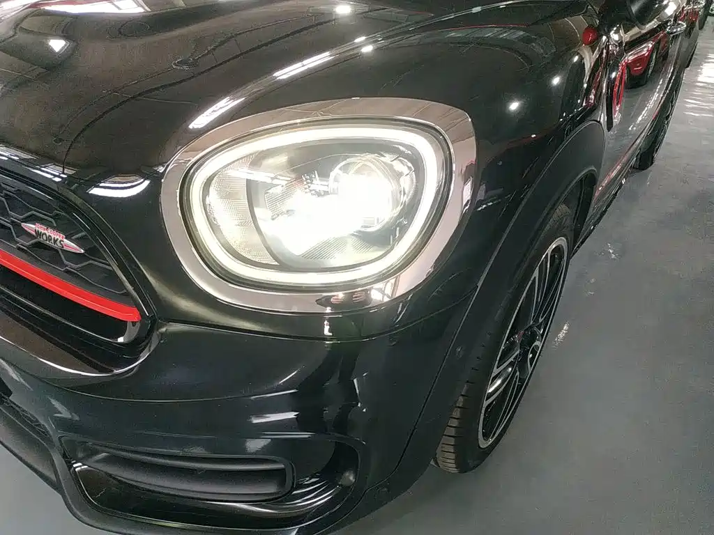 MINI Mini JCW Countryman — фото 18