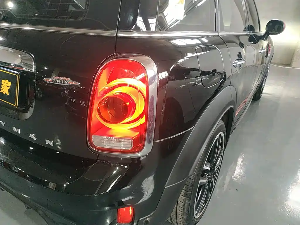 MINI Mini JCW Countryman — фото 24