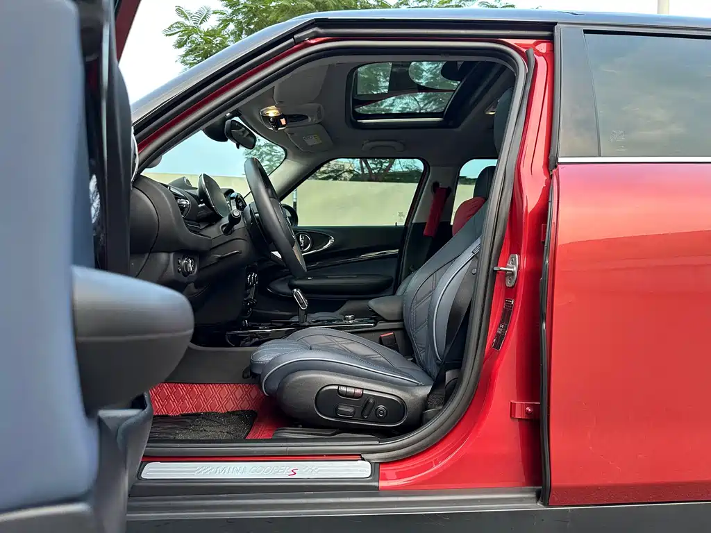 MINI Mini Clubman — фото 9