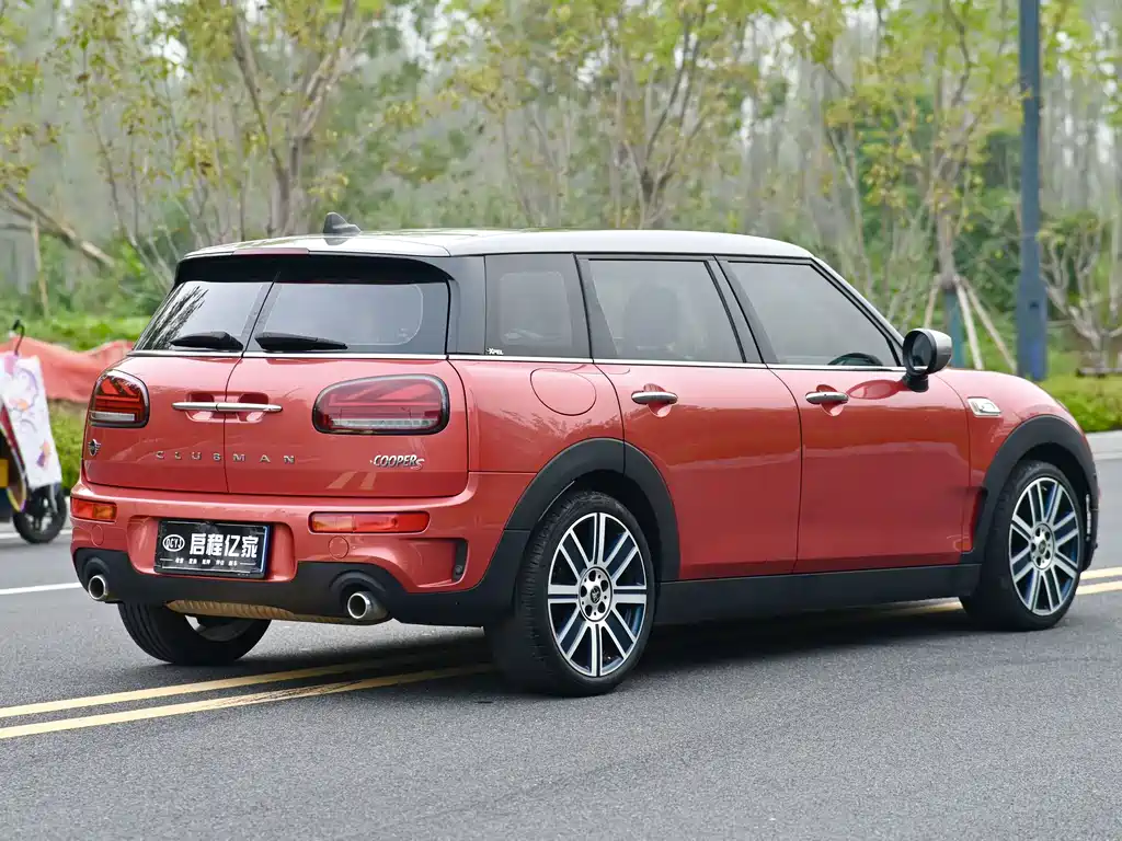 MINI Mini Clubman — фото 16