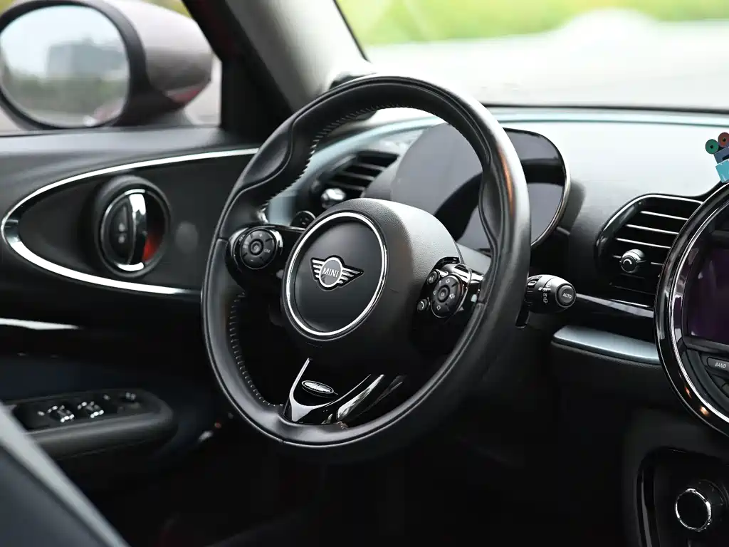 MINI Mini Clubman — фото 7