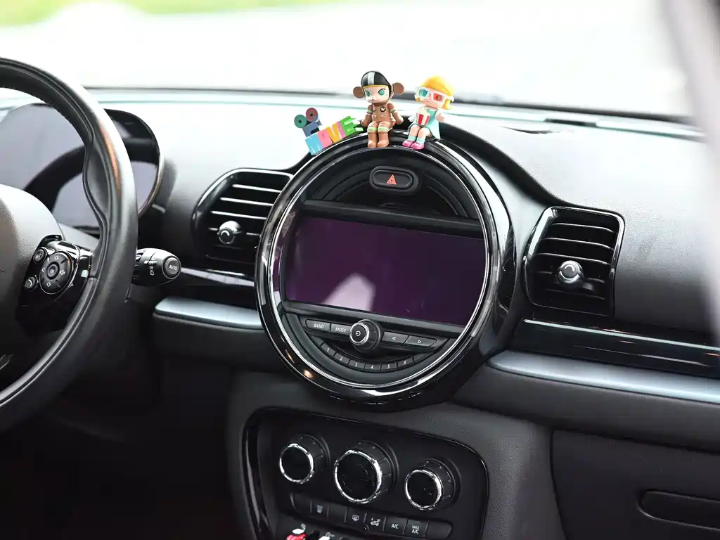 MINI Mini Clubman — фото 8