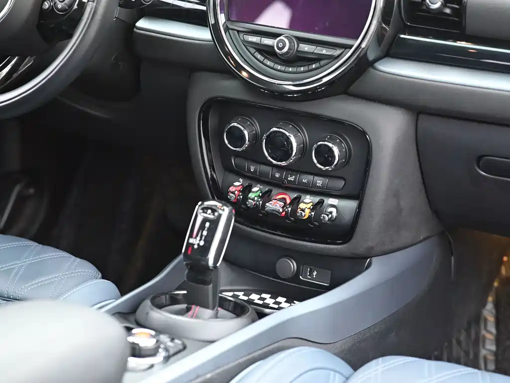 MINI Mini Clubman — фото 9