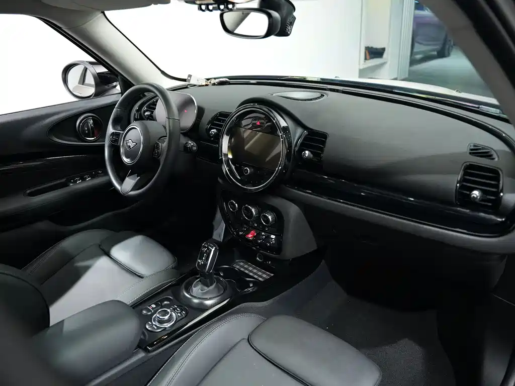 MINI Mini Clubman — фото 6