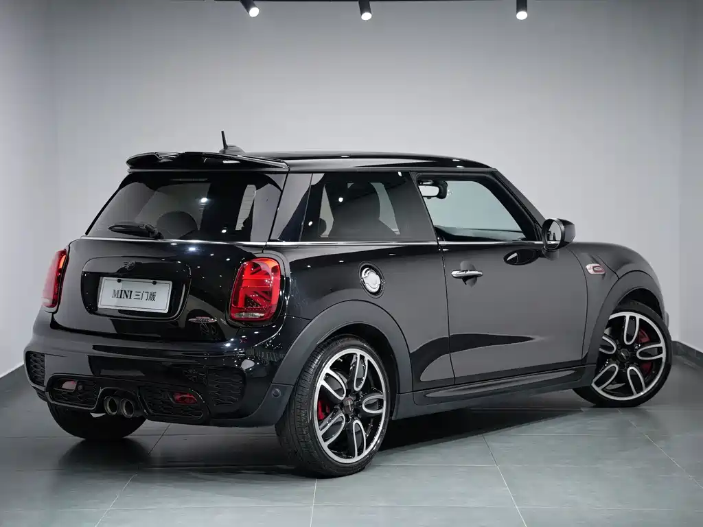 MINI Mini JCW — фото 13