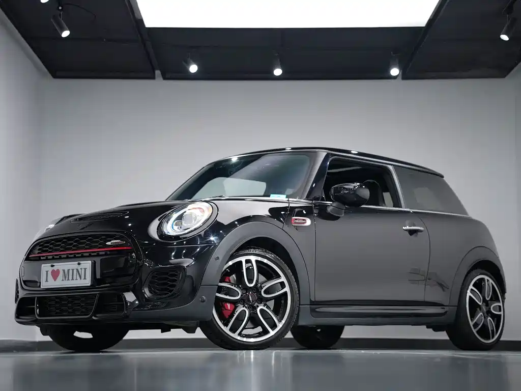 MINI Mini JCW — фото 3