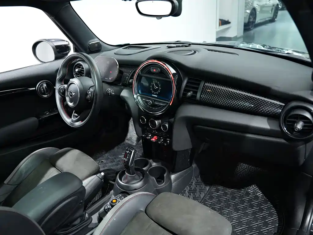 MINI Mini JCW — фото 4