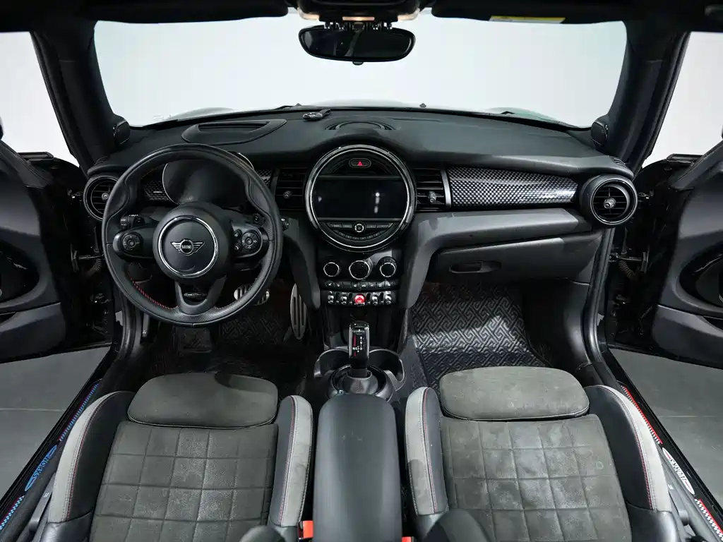 MINI Mini JCW — фото 5