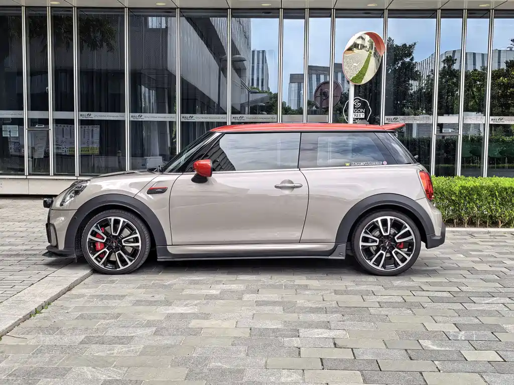MINI Mini JCW — фото 6