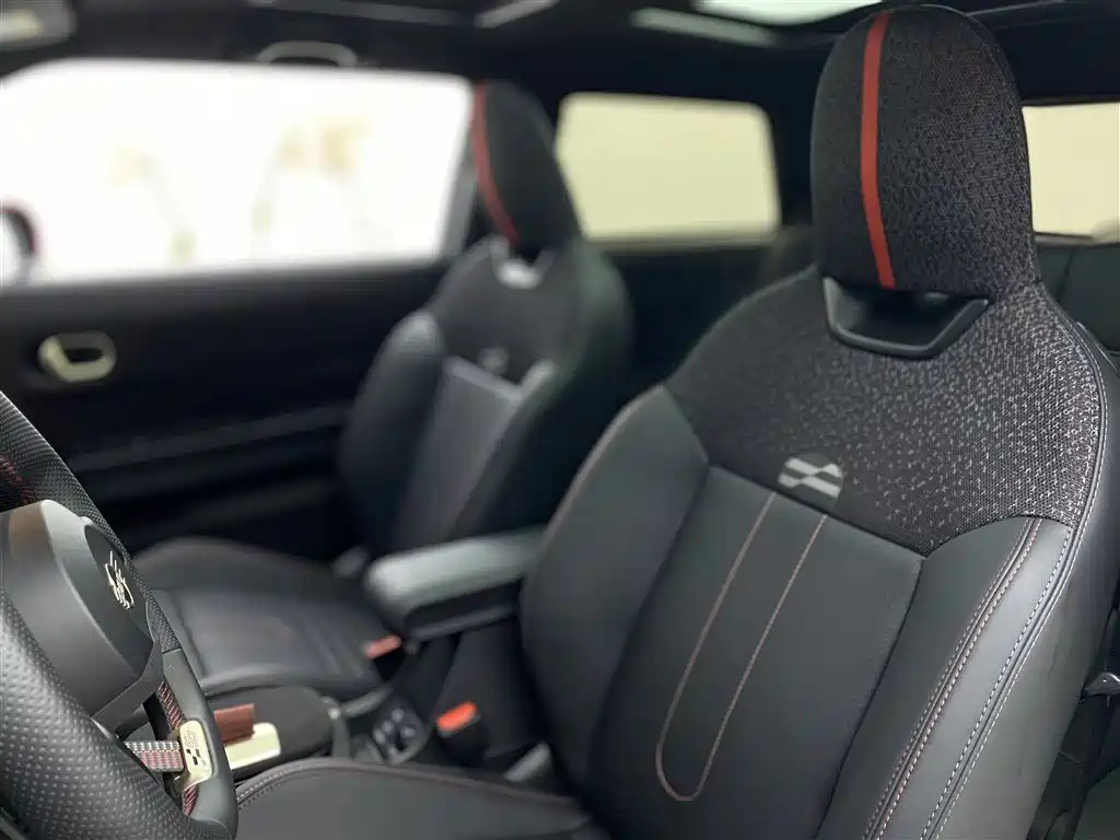 MINI Mini JCW — фото 25